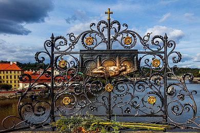 《双影奇境》PC配置需求公布 主线时长12-14小时